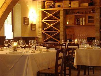 Entropia Ristorante Country House Тоді Екстер'єр фото